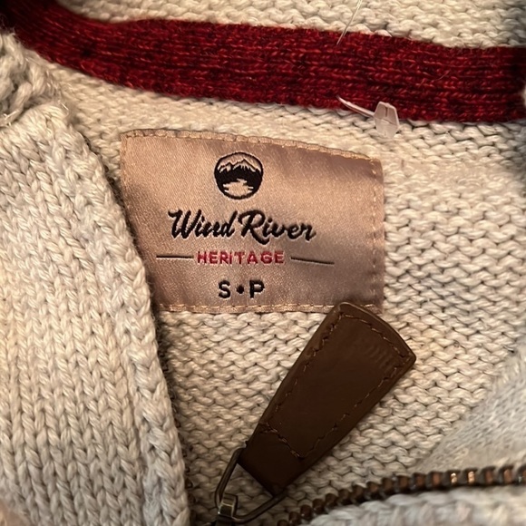 WIND RIVER | Cozy and Warm Deer Pattern Vintage Zip Up Sweater - Picture 6 of 7